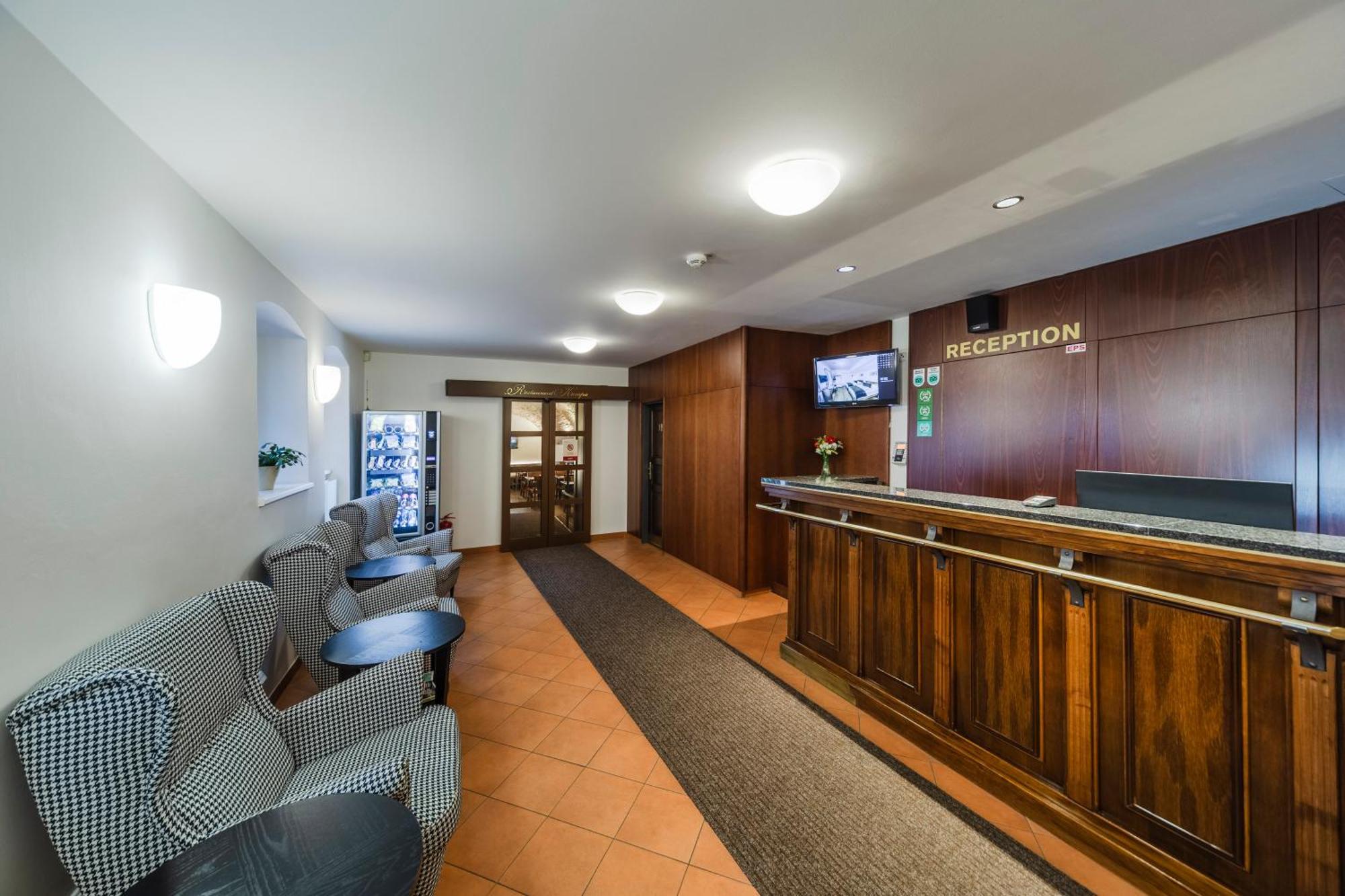 Archibald At The Charles Bridge Hotel Prague Exterior photo