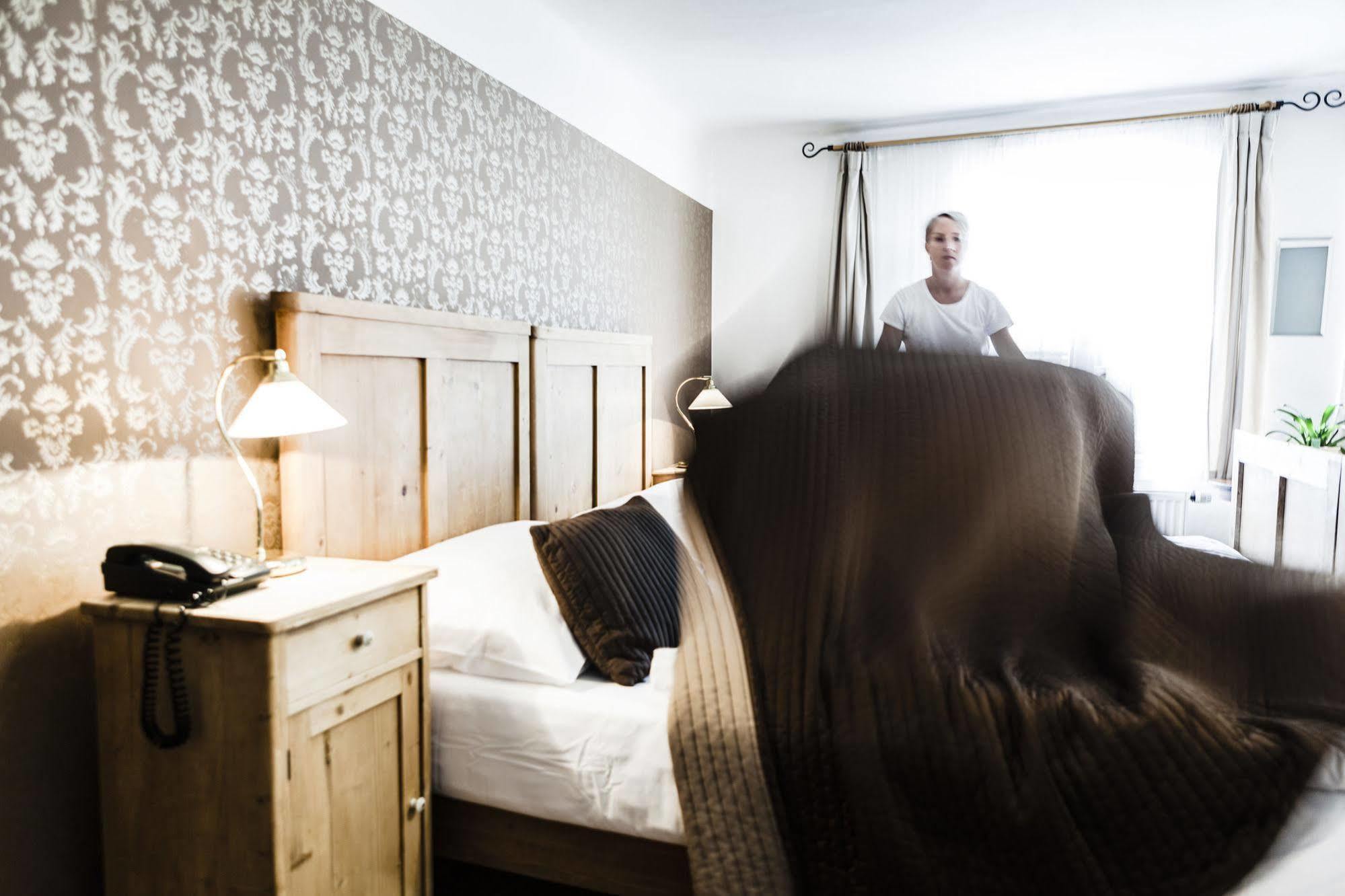 Archibald At The Charles Bridge Hotel Prague Exterior photo